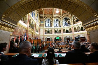 Ungarns Parlament stoppt Austritt aus dem Weltstrafgericht - Ungarns neues Parlament hat den Austritt des Landes aus dem Internationalen Strafgerichtshof (IStGH) gestoppt. (Archivbild)