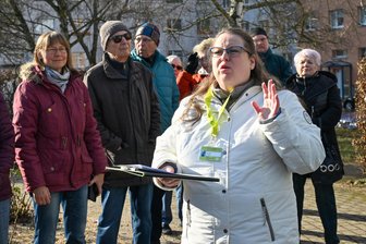 Ungesehenes sichtbar machen: Entdeckungen im Chemnitzer Yorckgebiet - Christina Günther führt mehr als 30 Gäste bei ihrer Tour durch das Yorckgebiet.