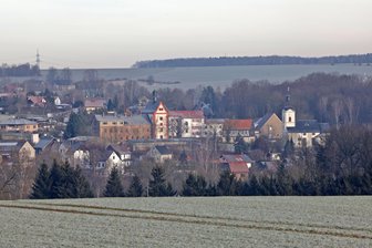 Ungewohnt früh: Gemeinderat von Remse beschließt Haushalt für das nächste Jahr - Blick nach Remse: Das 1600-Einwohner-Dorf verfügt über einen Haushalt für 2026.
