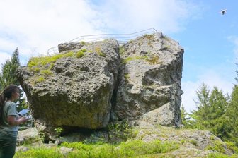 Uni Bonn zählt den Schneckenstein zu den Top 30-Geotopen Deutschlands - 