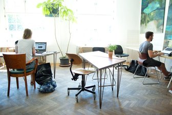 Unter 30, selbstständig: Deutschlands Gründer jung wie nie - Viele junge Menschen in Deutschland machen sich selbstständig. (Symbolbild)