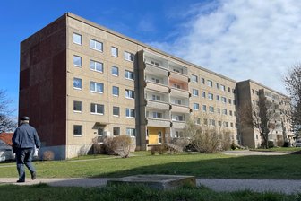 Unterbringung von Flüchtlingen und Asylbewerbern: Landkreis Zwickau bleibt unter der Kapazitätsgrenze - Flüchtlingsunterkunft an der Heisenbergstraße in Zwickau. Das Wohnprojekt mit 170 Plätzen wird von der Johanniter-Unfall-Hilfe betrieben.