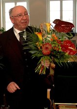 Unternehmer wird Ehrenbürger - Der saarländische Unternehmer Edmund Meiser erhielt am Mittwoch die Ehrenbürgerwürde der Stadt Oelsnitz. 