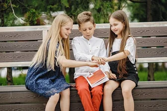 Unterrichtsfach Glück: Kinder lernen Glücklichsein - Glück wird an zwei sächsischen Schulen gelehrt.