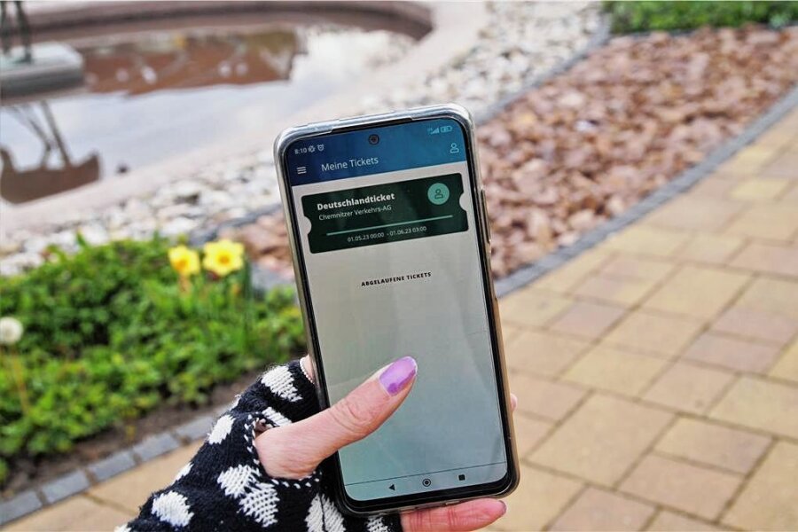 Unterwegs nach Mittweida mit dem Deutschlandticket - Seit 1. Mai leuchtet das Deutschlandticket in der App Moovme grün und kann genutzt werden. 
