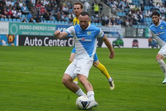 Unterzahl-Krimi in Chemnitz: CFC erkämpft sich Punkt gegen Lok Leipzig - Der Chemnitzer Artur Mergel hatte gegen Lok Leipzig in der 1. Halbzeit das 2:0 auf dem Fuß Foto: Marcus Hengst