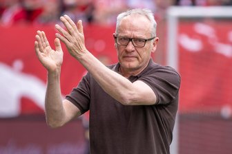 "Unverfrorenheit": Streich schießt gegen Infantino und Trump - Christian Streich kritisiert Gianni Infantino scharf. (Archivfoto)
