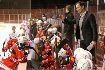 Unverhoffte Pause hilft beim Akku-Laden - Das Pensum für die Eispiraten-Profis von Trainer Marian Bazany war, ist und bleibt enorm.