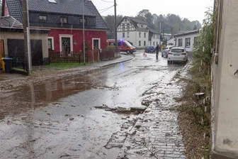 Unwetter überm Erzgebirge: Was freiwillige Feuerwehren geleistet haben - Im Sehmatal war wegen des Unwetters und seiner Folgen am Dienstagnachmittag eine Sonderlage ausgerufen worden.
