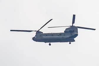 Update: Hubschrauber der US-Army über dem Erzgebirge gesichtet - 13.19 Uhr flog diese Chinook am Montag über Zwönitz.