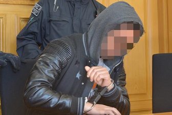Update: Prozess gegen "Macheten-Mann" in Freiberg vertagt -