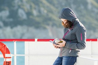 Urlaub in Büchern: Hier kommen die Sofareisen für den Sommer! - Auf Lesereise.