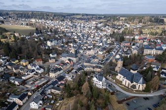 Urlauber müssen mehr zahlen: Geyer erhöht Gästetaxe ab April - Die Stadt Geyer wird ab April nach mehr als 20 Jahren die Gästetaxe erhöhen.