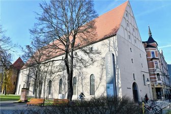Urlaubsansturm erwartet: Stadtbibliothek Freiberg ändert Öffnungszeiten - Die Stadtbibliothek befindet sich im Kornhaus.
