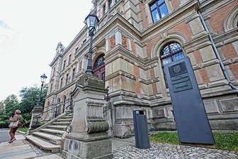 Urteil des Amtsgerichts Zwickau rechtskräftig: Impfgegnerin akzeptiert Geldstrafe - Das Zwickauer Amtsgericht hat die Impfgegnerin zu einer Geldstrafe verurteilt.