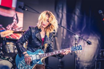 Vanja Sky und US Rails in Oederan: Das erwartet Freunde des Bluesrock in der „Tenne“ - Die Bluesrockerin Vanja Sky wird im September wieder in der Tenne in Oederan erwartet.