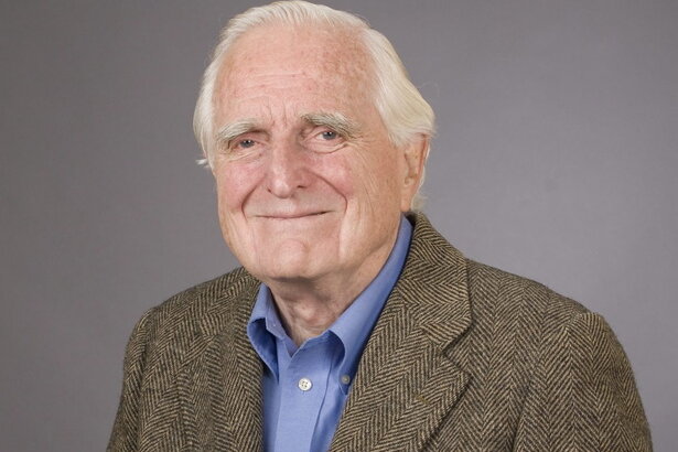 Vater des Klicks: Erfinder der Computermaus Engelbart gestorben - Douglas Engelbart, Internetvisionär, Erfindergenie und Entwickler der Computermaus, ist tot.