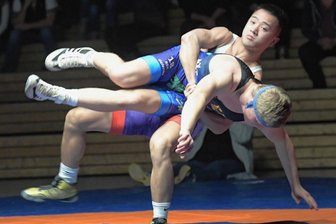 Veilchen nehmen Kurs auf Titelverteidigung - Hinten Philipp Nguyen, vorne Johannes Adler.