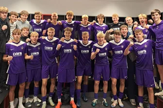 Veilchen sehen himmelblau: Frauen und U 19 im Derbymodus gegen Chemnitz - Die U 19 des FC Erzgebirge Aue war bei RB Leipzig nah an drei Zählern dran. Letztlich aber blieb es bei einem Remis.