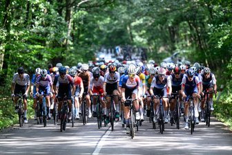 Venusberger Radsportler beweist in Belgien seine Qualität als Sprinter - Die Rundfahrt in Belgien war mit Spitzen-Junioren mehrerer Länder hochkarätig besetzt.
