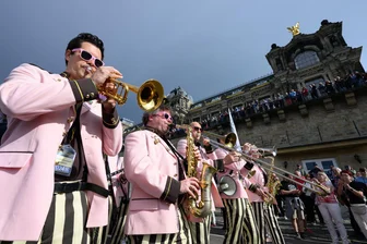 Veranstalter sagt Abschlussparade des Dixieland-Festivals ab - Wenige Tage vor Beginn des Dixieland-Festivals ziehen die Veranstalter die Reißleine: Wegen zu später Informationen halten sie die Umsetzung der Dixieland-Parade für nicht mehr verantwortbar. (Archivbild)
