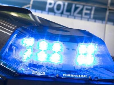 Verein in Chemnitz überfallen - Räuber flüchtet auf Dach - 