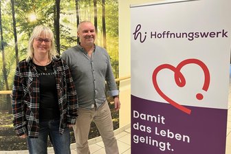 Verein plant neue Oberschule in Auerbach: Start im neuen Schuljahr steht auf der Kippe - Nicol und Andreas Georgi sind die Geschäftsführer des Hoffnungswerkes Vogtland. Der Verein will eine Oberschule im Göltzschtal.