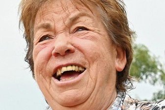 Verein rettet steinerne Zeitzeugen und zeigt sie in Netzschkau - Christa Trommer, Vorsitzende Fremdenverkehrsverein Nördliches Vogtland.
