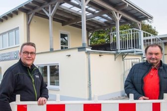 Vereinshaus kurz vor der Fertigstellung -