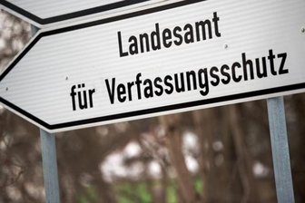 Verfassungsschutz stuft Vorsitzenden von Heimattreue Niederdorf als rechtsextrem ein - 