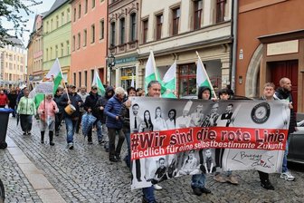 Verfassungsschutz stuft Zwickauer "Volksstimme Bürgerbündnis" als extremistisch ein - An den Protesten gegen die Coronapolitik der Bundesregierung, organisiert unter anderem vom "Volksstimme Bürgerbündnis", nahmen im vergangenen Jahr in der Spitze mehr als 1000 Personen teil.