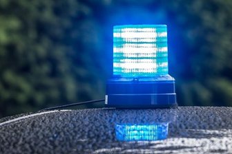 Verfolgungsfahrt in Zwickau: Eine Tatverdächtige gestellt -