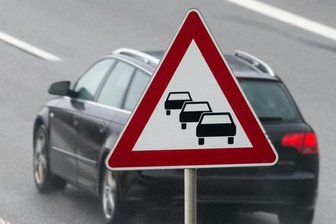 Verformung der B174 in Chemnitz: Straße wird untersucht - Verkehrsbehinderungen möglich -