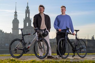 Vergleichsportal für Bike-Leasing: Zwei Mittelsachsen gründen den Dienstrad-Finder - Tech-Unternehmer Jacob Kraus (l.) und Florian Rütz haben in Dresden das Vergleichsportal dienstrad-finder.de gegründet.