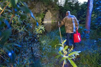Verhängnisvolles Bernsteinzimmer: Tod eines Schatzsuchers im Erzgebirge - Gefährliche Schatzsuche. Hat seine Passion den Schwarzenberger Peter V. vor 14 Jahren zu einem alten Stollen am Schwarzwasser geführt, der ihm zum Verhängnis wurde?