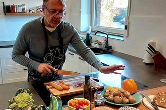 Verhaltensforscher: Mit dieser Strategie wird jeder schlank - Gemüse ist das Top-Lebensmittel für Autor Stefan Winter.