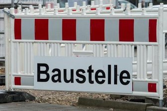 Verkehrsbehinderungen durch Kran-Aufbau am Samstag -