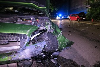 Verkehrsunfall auf Kreuzung in Aue -