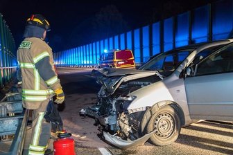 Verkehrsunfall - B180 zeitweise voll gesperrt -
