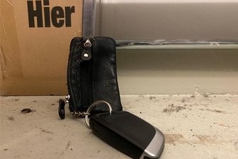 Verlassenes Auto in Zwickauer Parkhaus – Was wird nur daraus? - Ein Autoschlüssel zwischen Umzugskartons im Keller: Manchmal gehen Dinge an den merkwürdigsten Orten verloren.