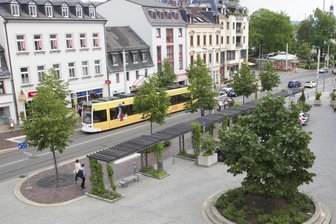 Verletzte 89-Jährige am Hans-Löwel-Platz in Plauen: Fall nimmt überraschende Wende - Der Vorfall hat sich an der Straßenbahnhaltestelle am Hans-Löwel-Platz in Plauen ereignet.