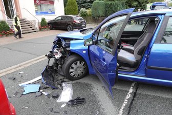 Verletzte bei Unfall mit drei Autos -