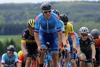 Verpasster Antritt sorgt für Enttäuschung - Tom Lindner (vorn) leistete am Montag auf dem Sachsenring viel Arbeit - und musste dafür nach 150 Kilometern Tribut zollen.