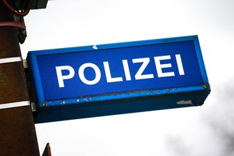 Verschiedene Orte in Freiberg mit Hakenkreuzen besprüht - Neue Hakenkreuzschmierereien in Freiberg bei der Polizei gemeldet.