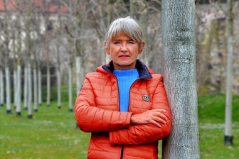 Verschwundene Kinder: Worum es bei der Buchlesung mit Gabi Thieme in Niederwiesa geht - Am 15. August liest Journalistin Gabi Thieme in der Bibliothek Niederwiesa aus ihrem neuesten Buch.