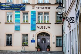 Verschwundene Koffer und gealterte Stewardessen: Kabarett „Die Raspel“ aus Dresden kommt nach Oederan - Im Bürgersaal im Rathauskomplex von Oederan gibt es was zu lachen.