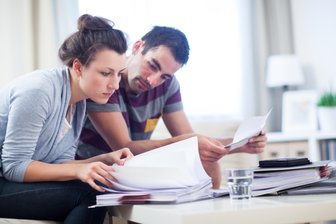 Versicherungen: Diese zehn sind verzichtbar - Zum Ende des Jahres ausmisten? Das kann sich auch bei den Versicherungen lohnen.