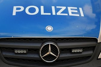 Verstöße gegen Corona-Schutzverordnung: Polizei löst Treffen an Talsperre auf - 
