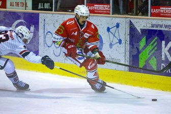 Vertrag in Crimmitschau verlängert: Verteidiger Felix Thomas bleibt ein Eispirat - Felix Thomas bleibt bei den Eispiraten.