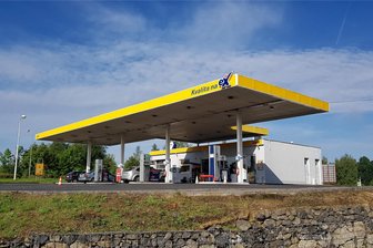 Verunreinigter Diesel aus Tschechien: Betroffene warten auf Entschädigung - Die Armex-Tankstelle in Vojtanov. Hier wurde der verunreinigte Diesel verkauft.
